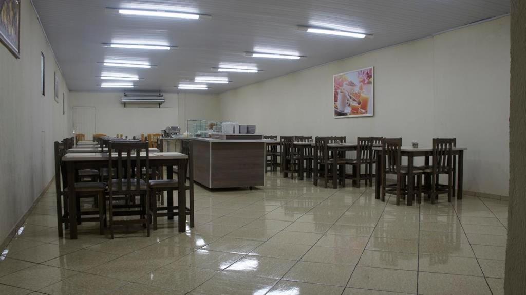 Tres Bandeiras Hotel